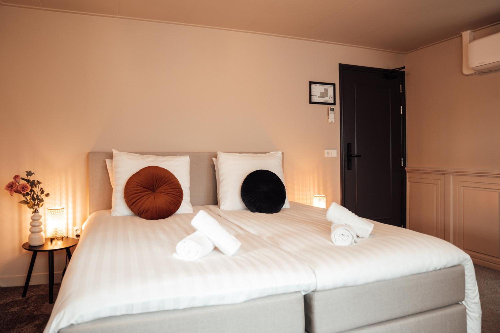 Hotel Bij Jacob Enschede Ngoại thất bức ảnh